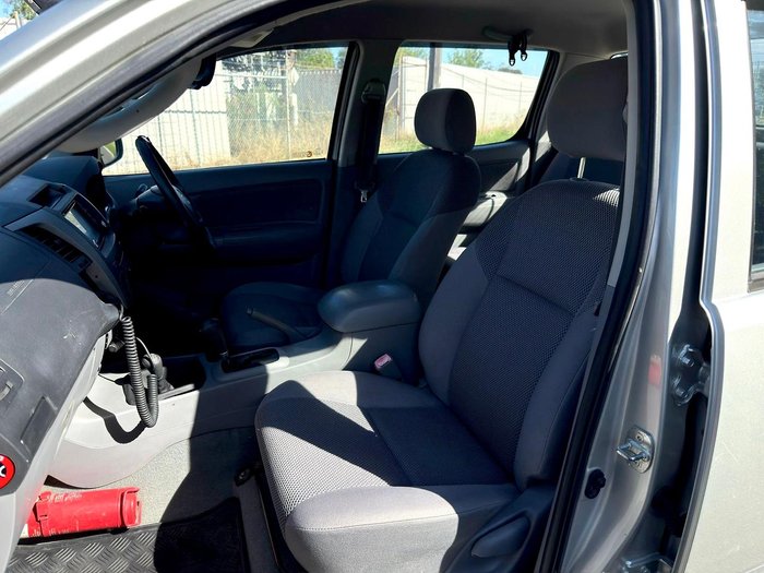 2007 Toyota Hilux SR5 KUN26R MY07 4X4 Sterling Silver