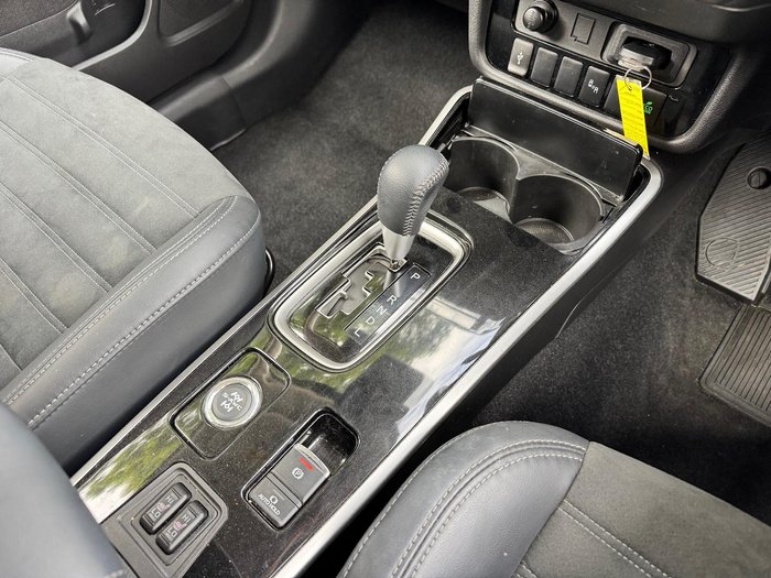 2021 Mitsubishi Outlander LS