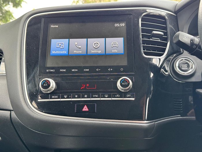 2021 Mitsubishi Outlander LS