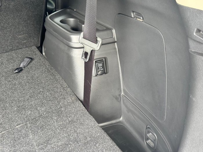 2021 Mitsubishi Outlander LS