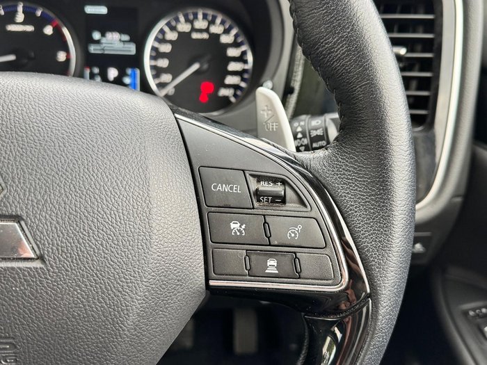 2021 Mitsubishi Outlander LS