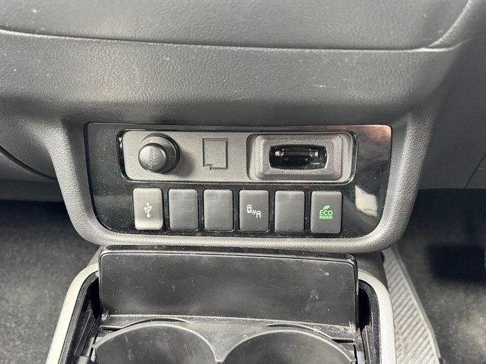 2021 Mitsubishi Outlander LS