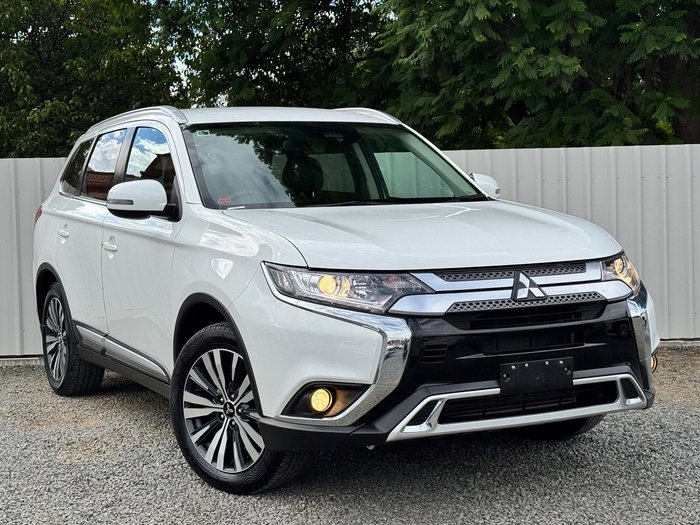 2021 Mitsubishi Outlander LS