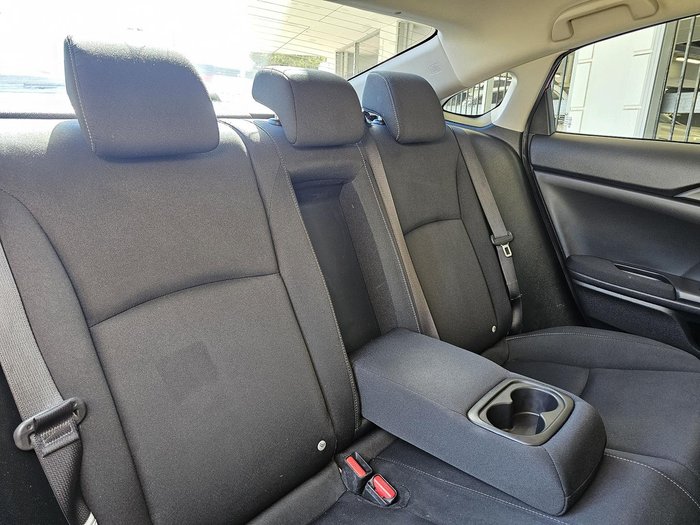 2017 Honda Civic VTi 10th Gen MY17 Rally Red