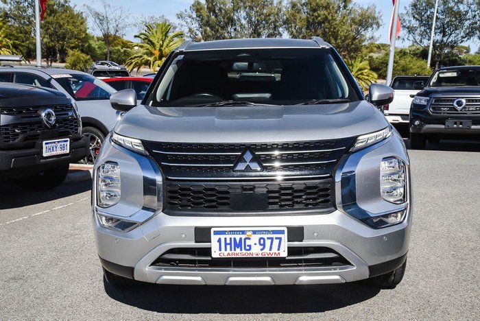 2021 Mitsubishi Outlander LS