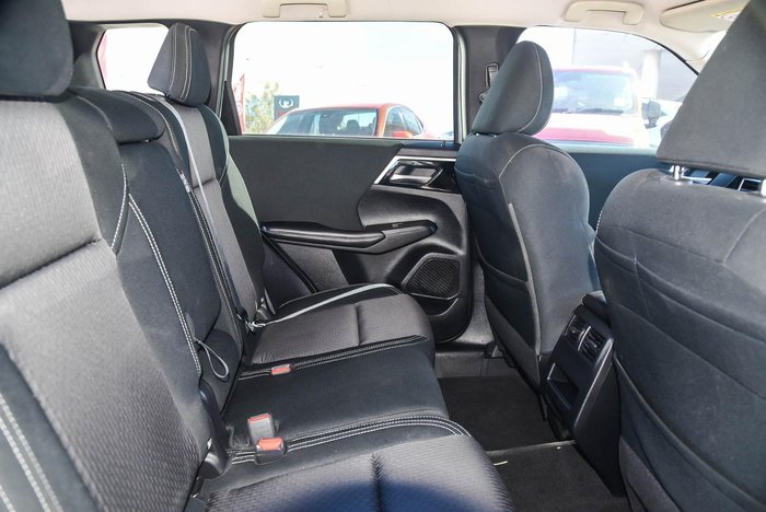 2021 Mitsubishi Outlander LS