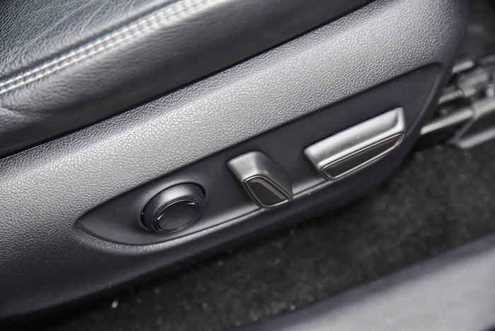 2019 Toyota RAV4 Cruiser