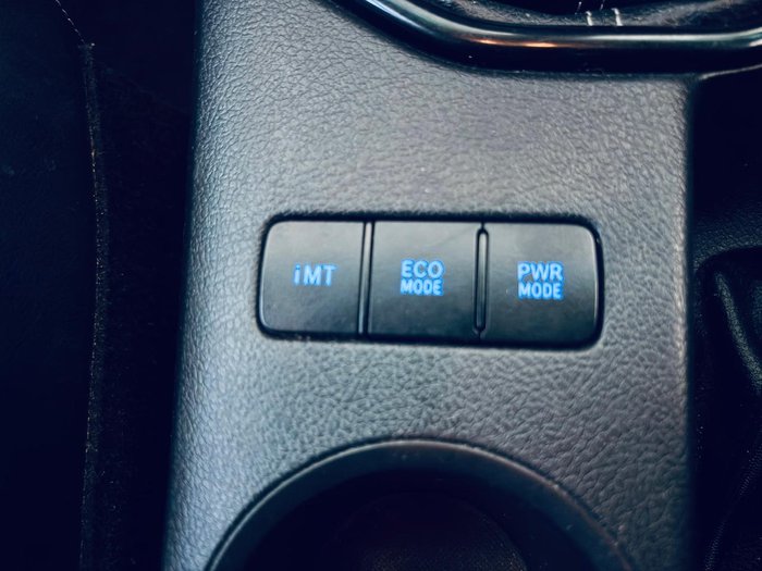 2018 Toyota Hilux Rugged X GUN126R 4X4 Dual Range Inferno