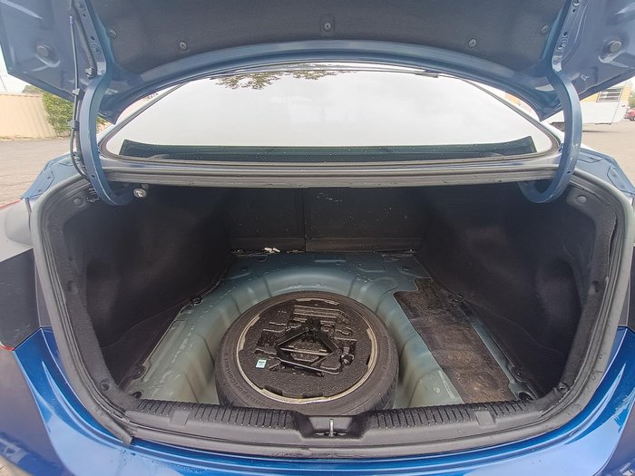 2011 Hyundai Elantra Premium MD Clean Blue