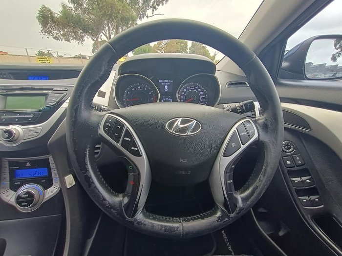 2011 Hyundai Elantra Premium