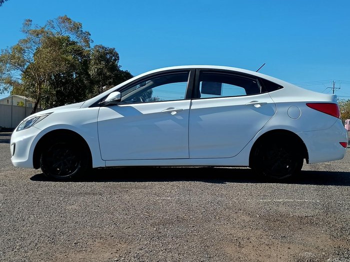 2015 Hyundai Accent Active