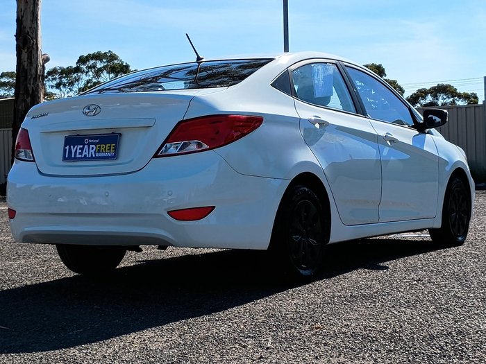 2015 Hyundai Accent Active