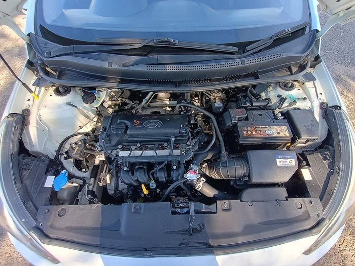 2015 Hyundai Accent Active