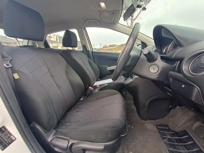 2013 Mazda 2 Neo DE Series 2 MY13 Crystal White Pearl