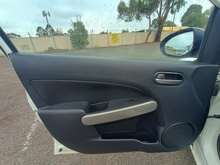 2013 Mazda 2 Neo DE Series 2 MY13 Crystal White Pearl