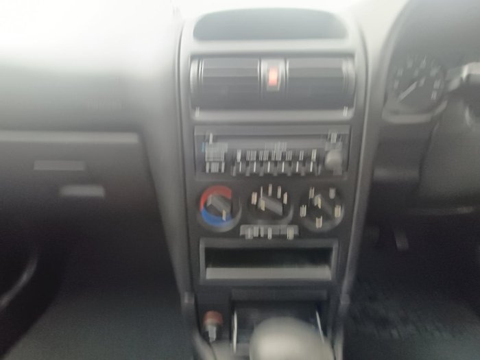 2005 Holden Astra Classic TS MY05 Casablanca White