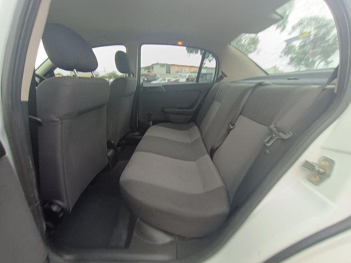 2005 Holden Astra Classic TS MY05 Casablanca White