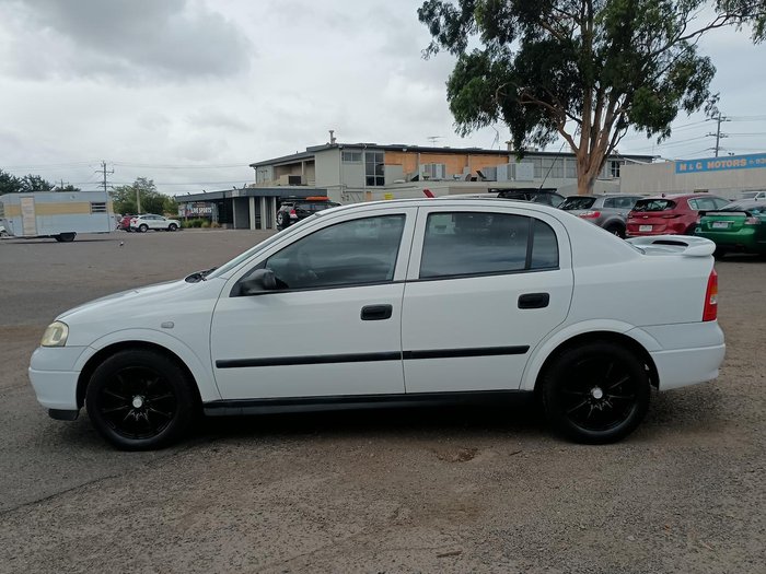 2005 Holden Astra Classic TS MY05 Casablanca White