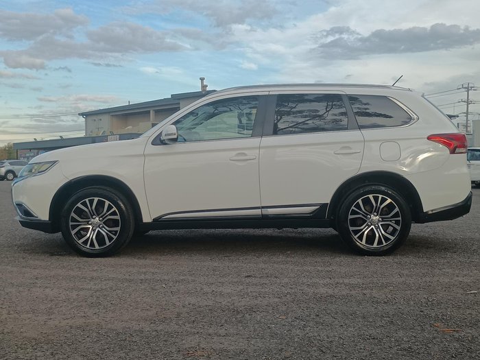 2015 Mitsubishi Outlander LS
