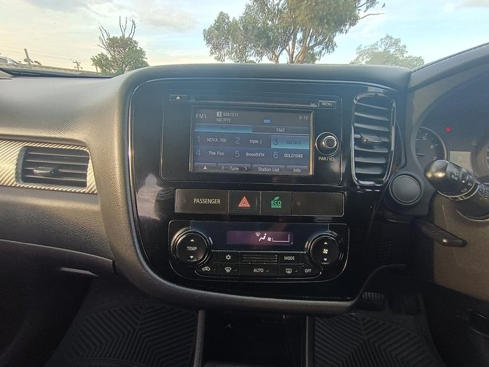 2015 Mitsubishi Outlander LS