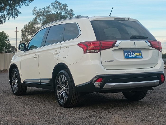 2015 Mitsubishi Outlander LS