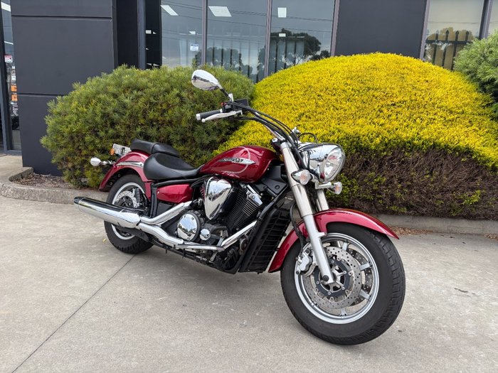 2016 Yamaha XVS1300A V-STAR Red