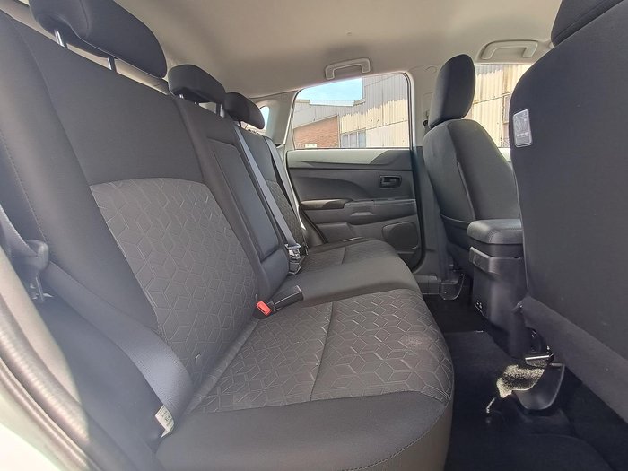 2022 Mitsubishi ASX ES XD MY22 White