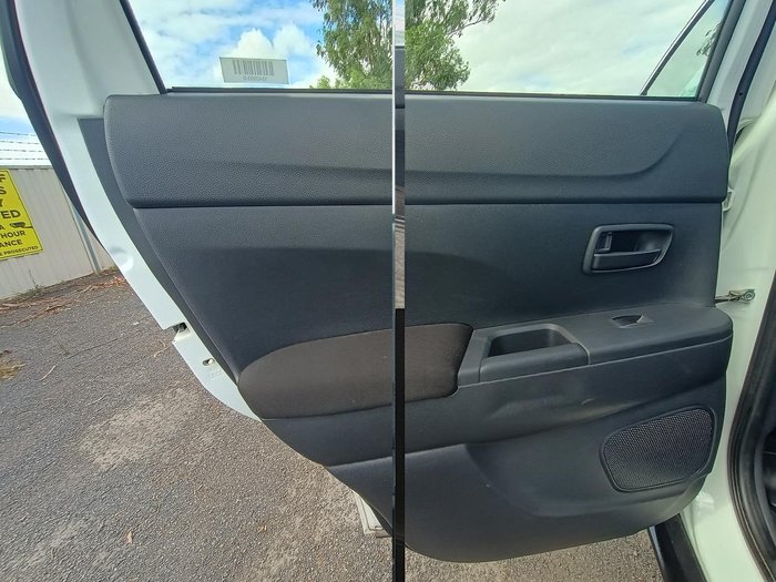 2022 Mitsubishi ASX ES XD MY22 White