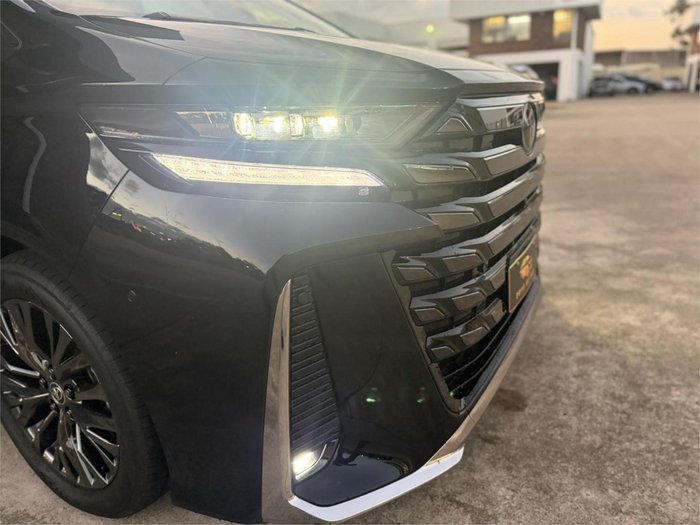 2024 Toyota Vellfire Hybrid Z Premier