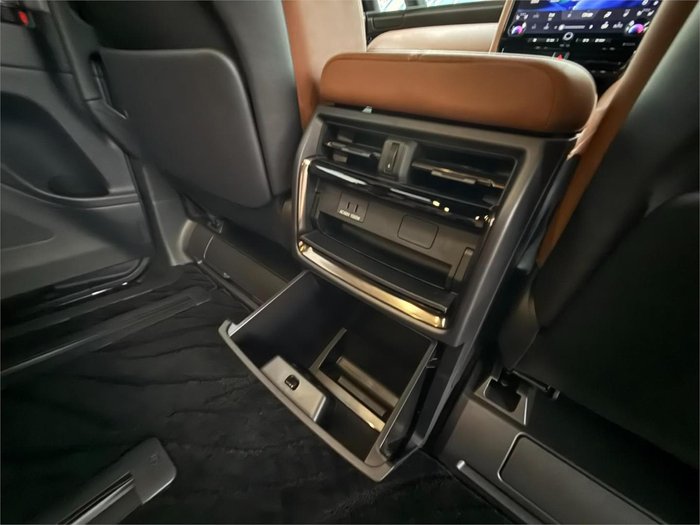 2024 Toyota Vellfire Hybrid Z Premier