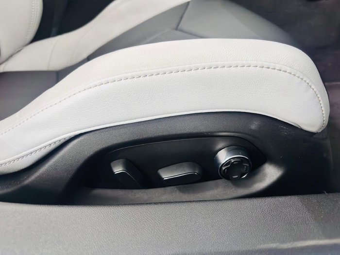 2024 Chevrolet Corvette Stingray 3LT C8 MY24