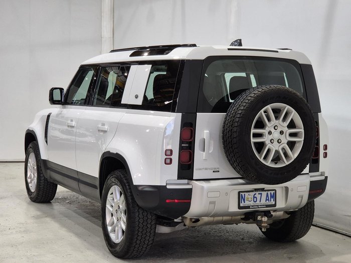 2022 Land Rover Defender 110 P400 S