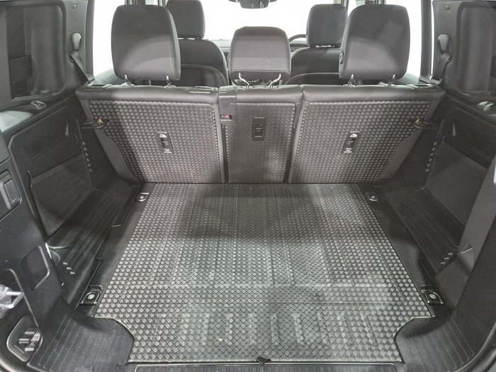 2022 Land Rover Defender 110 P400 S