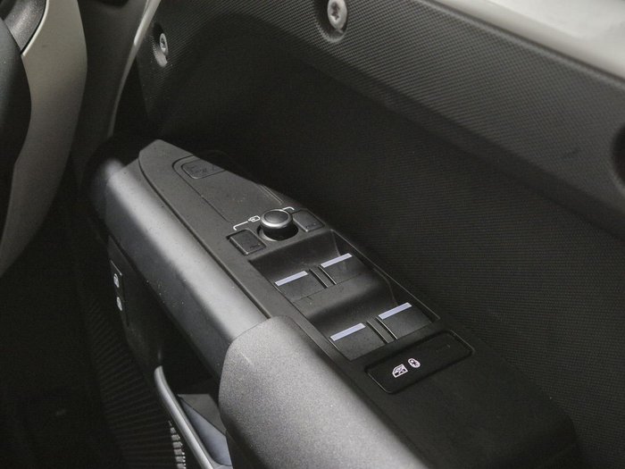 2022 Land Rover Defender 110 P400 S