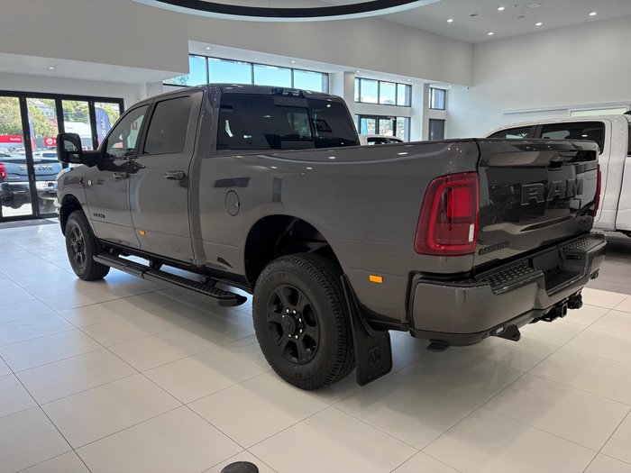 2026 RAM 2500 Laramie DJ MY26 4X4 Dual Range Granite Crystal