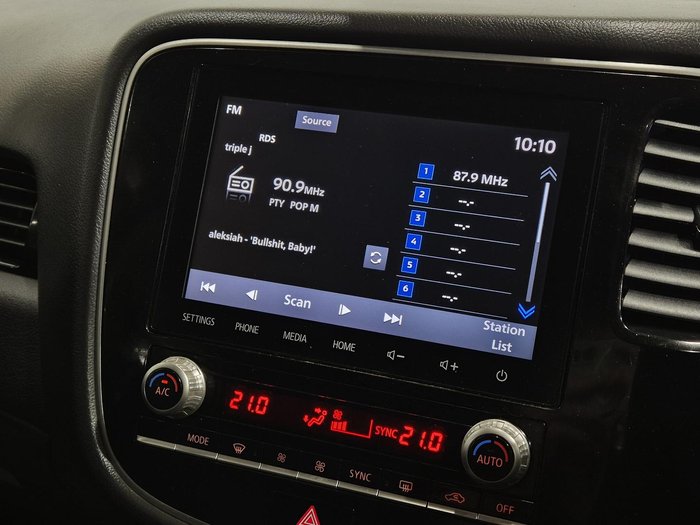 2019 Mitsubishi Outlander LS