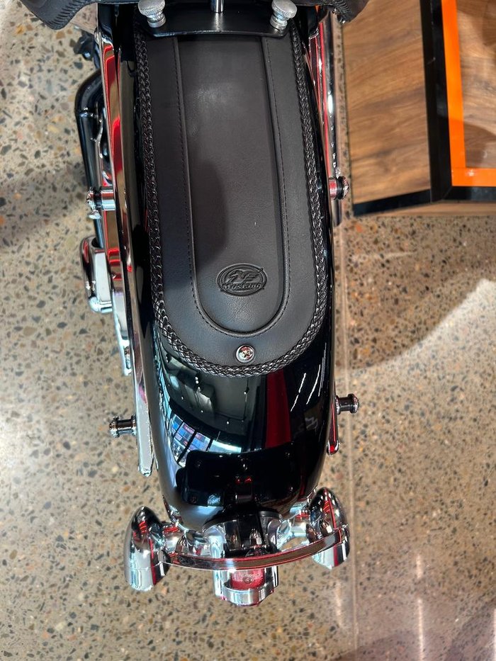 2008 Harley-Davidson Softail Deluxe 1584 (FLSTN) Softail Black