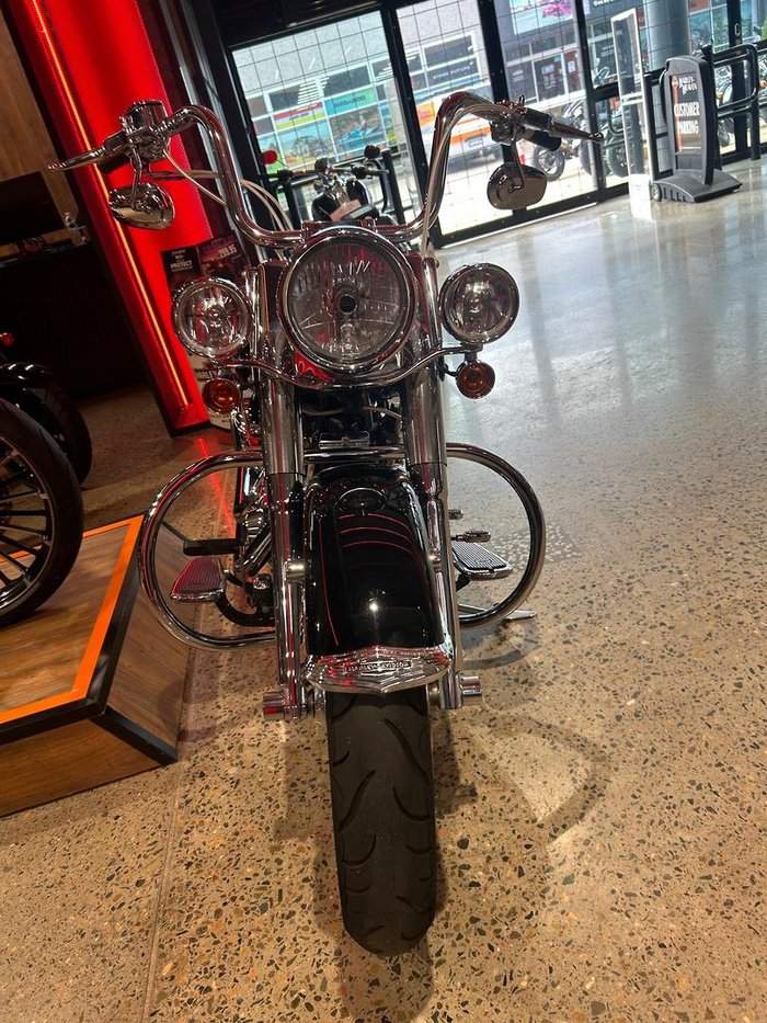 2008 Harley-Davidson Softail Deluxe 1584 (FLSTN) Softail Black