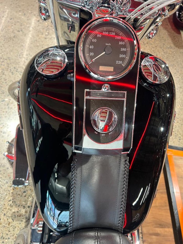 2008 Harley-Davidson Softail Deluxe 1584 (FLSTN) Softail Black