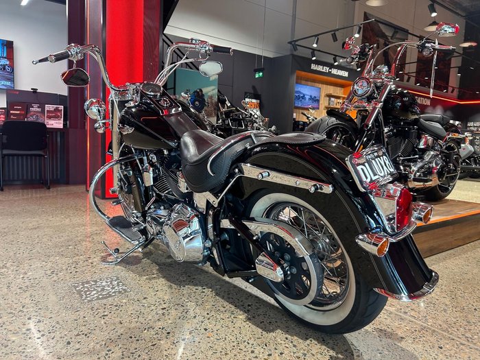2008 Harley-Davidson Softail Deluxe 1584 (FLSTN) Softail Black