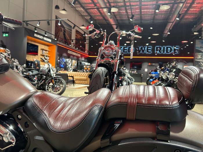 2017 Indian Scout Bobber Scout Black