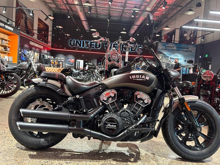 2017 Indian Scout Bobber Scout Black