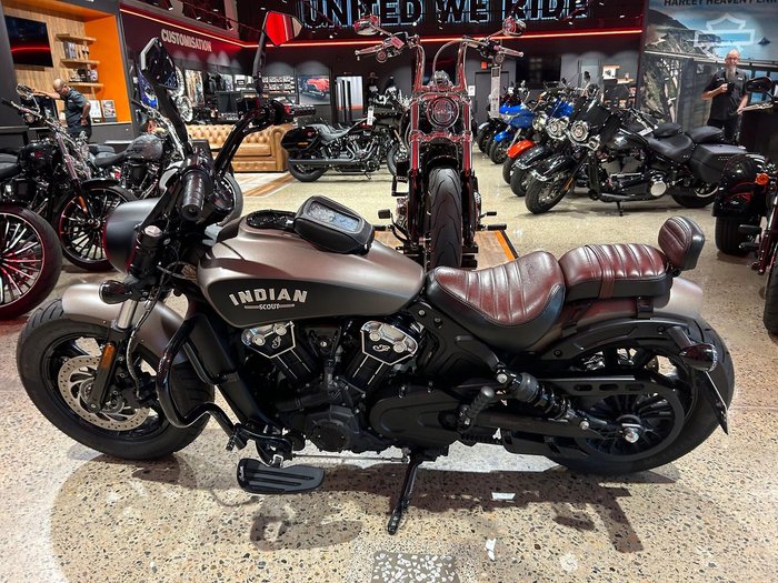 2017 Indian Scout Bobber Scout Black