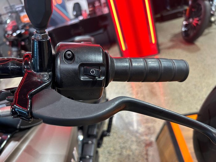 2017 Indian Scout Bobber Scout Black