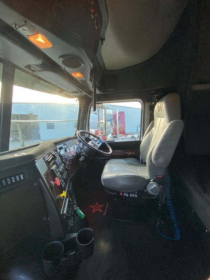 2017 Western Star 5800 Series