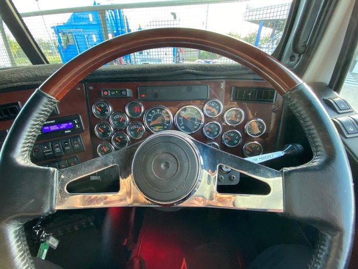 2017 Western Star 5800 Series