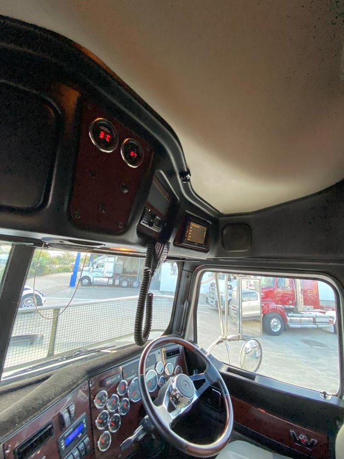 2017 Western Star 5800 Series