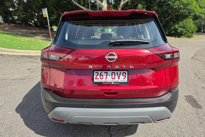 2025 Nissan X-TRAIL ST