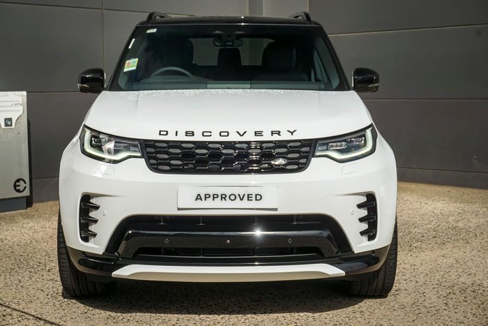 2026 Land Rover Discovery D350 Dynamic SE