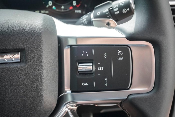 2026 Land Rover Discovery D350 Dynamic SE